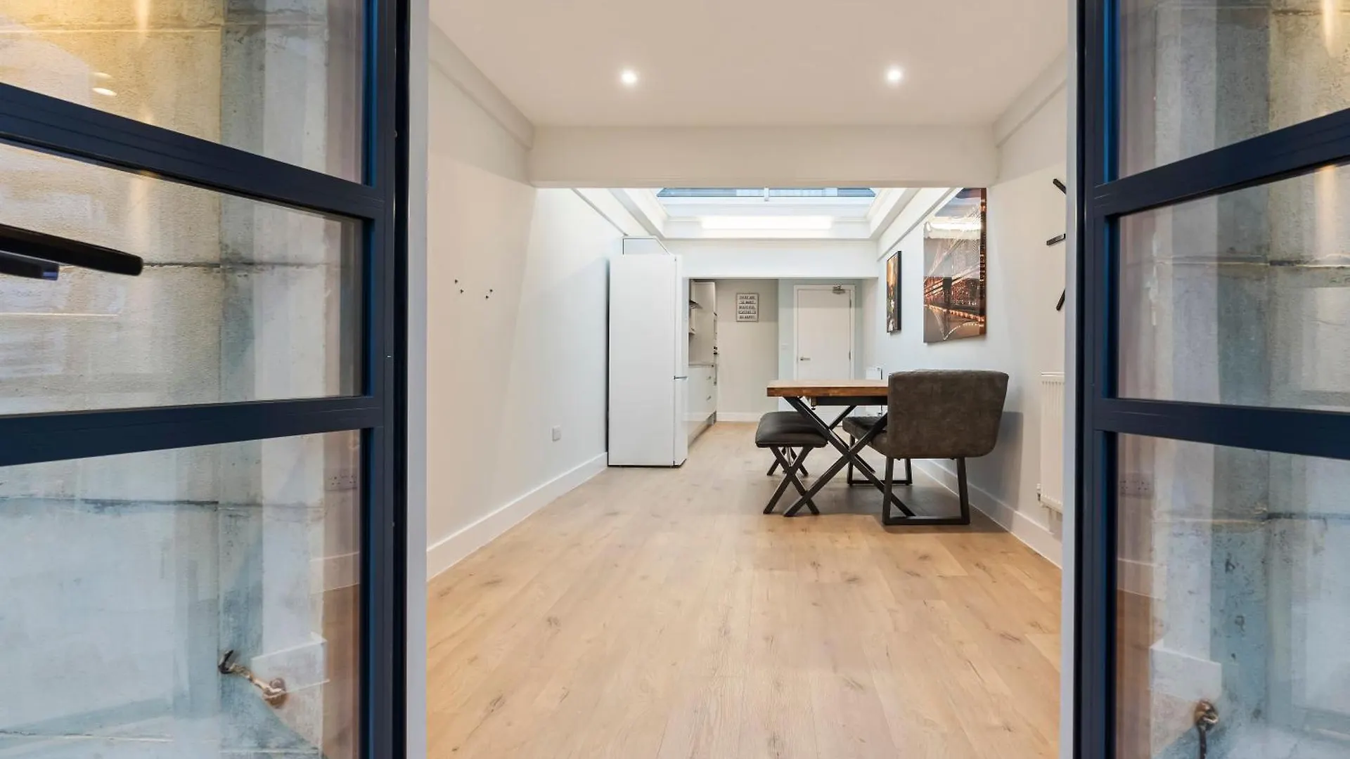 Camila'S Penthouse Central Stay Nottingham Apartment