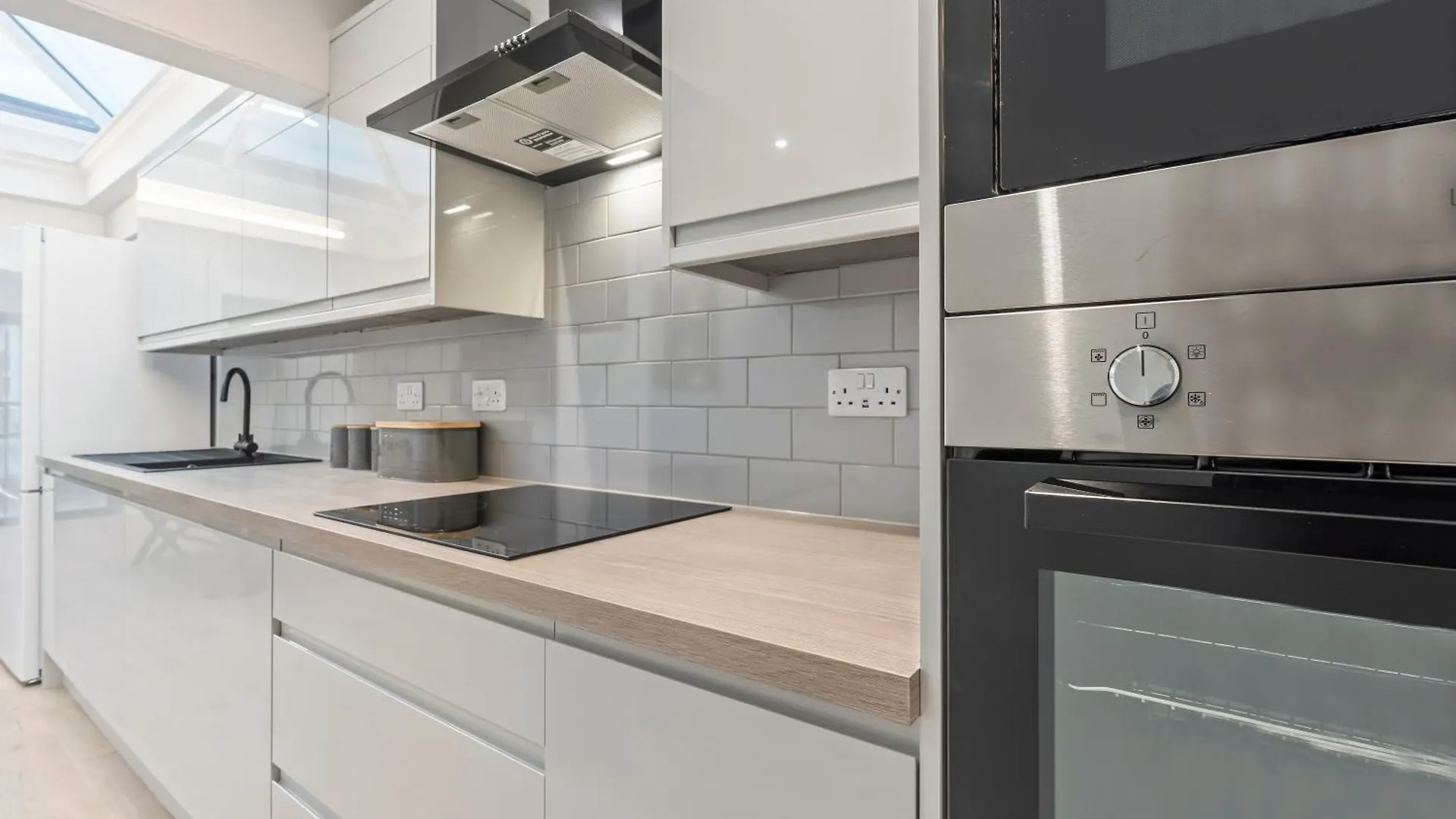 Camila'S Penthouse Central Stay Nottingham 0*,